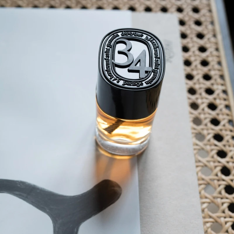 diptyque 聖日爾曼大道34號淡香水。 diptyque 聖日爾曼大道34號淡香水。