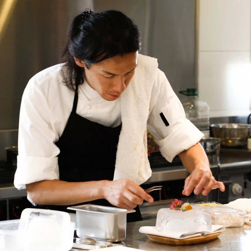 主廚何以廷（Tim Ho）長年旅居海外，無論個人經歷、人生體驗都相當獨特。