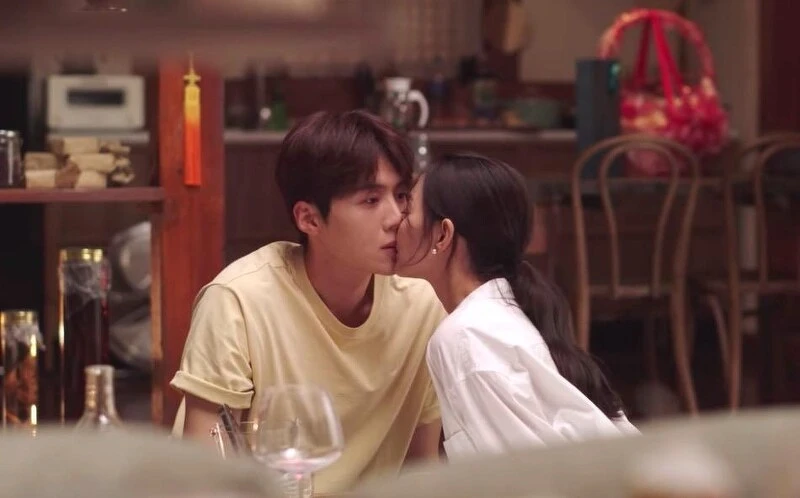 《海岸村恰恰恰》金宣虎跌落神壇