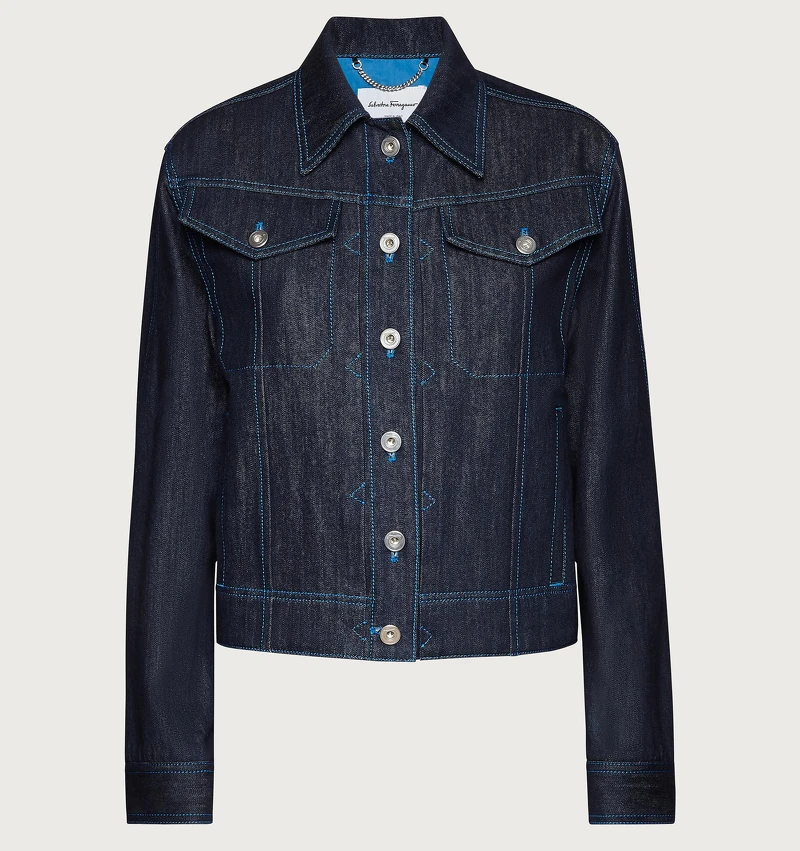 Salvatore Ferragamo 丹寧外套，NT40,900。