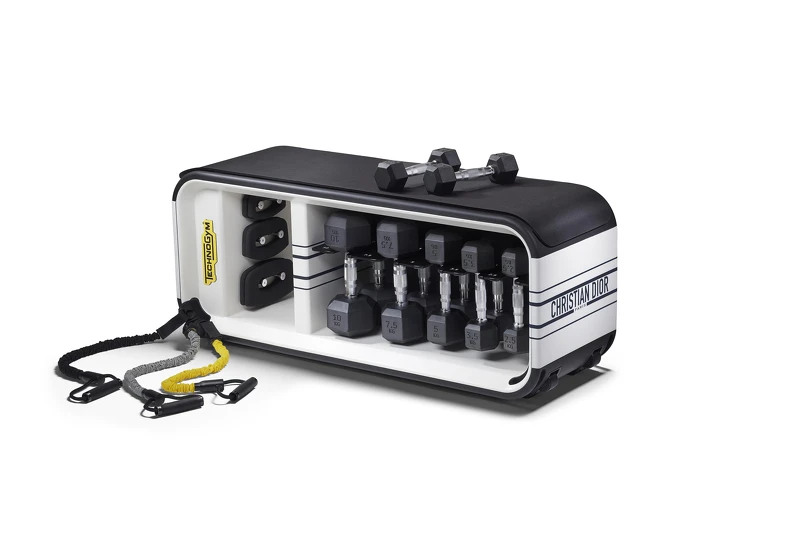 Dior and Technogym 多功能長椅，NT$218,000