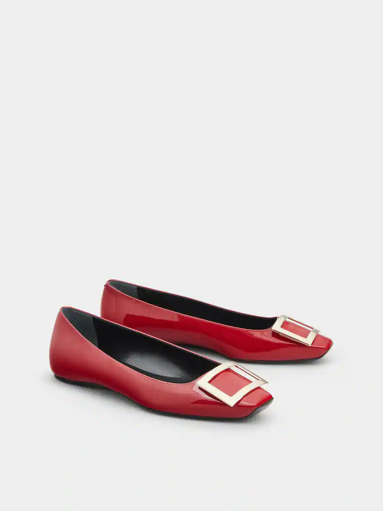 Trompette紅色方釦平底鞋，NT27,300