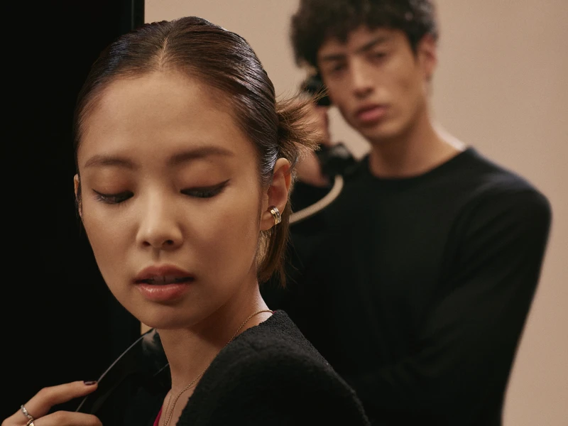 Jennie為香奈兒Coco Crush拍攝形象廣告,搶先試戴2022年新品 Jennie為香奈兒Coco Crush拍攝形象廣告,搶先試戴2022年新品