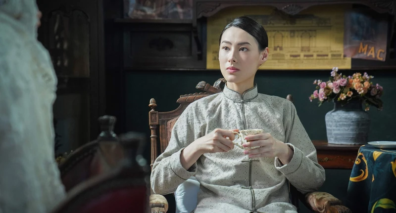 梁洛施在片中與馬思純成為閨蜜