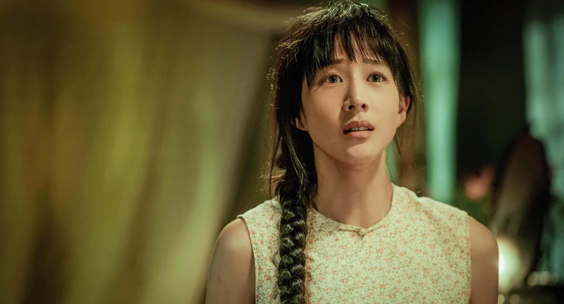 身處上流社會，張鈞甯身不由己