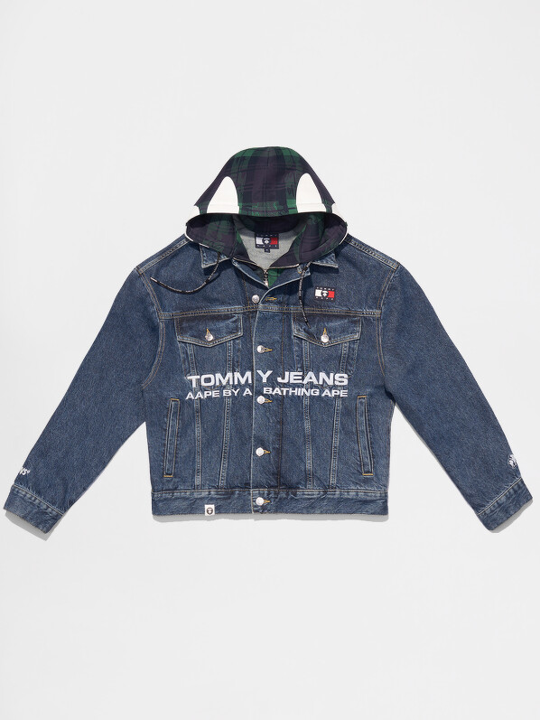 兩件式丹寧連帽外套,NT9,599 兩件式丹寧連帽外套,NT9,599