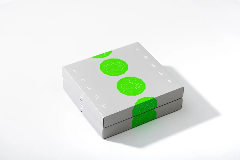 品牌識別則由「中間研究室」所設計。 品牌識別則由「中間研究室」所設計。