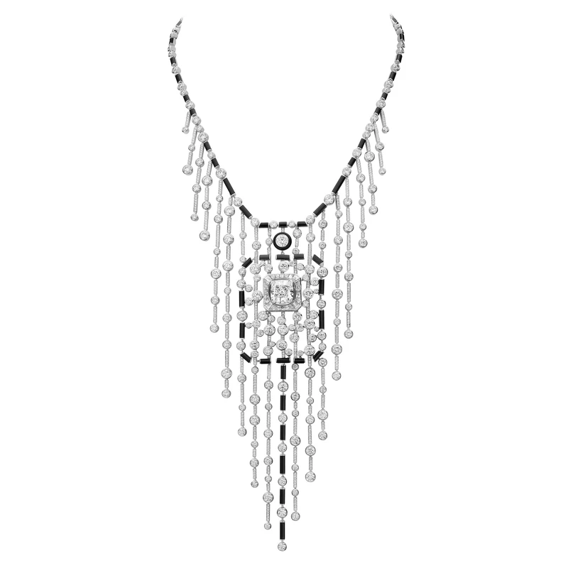 N°5 Black & White Silhouette系列 (新品) N°5 Black & White Silhouette系列 (新品)