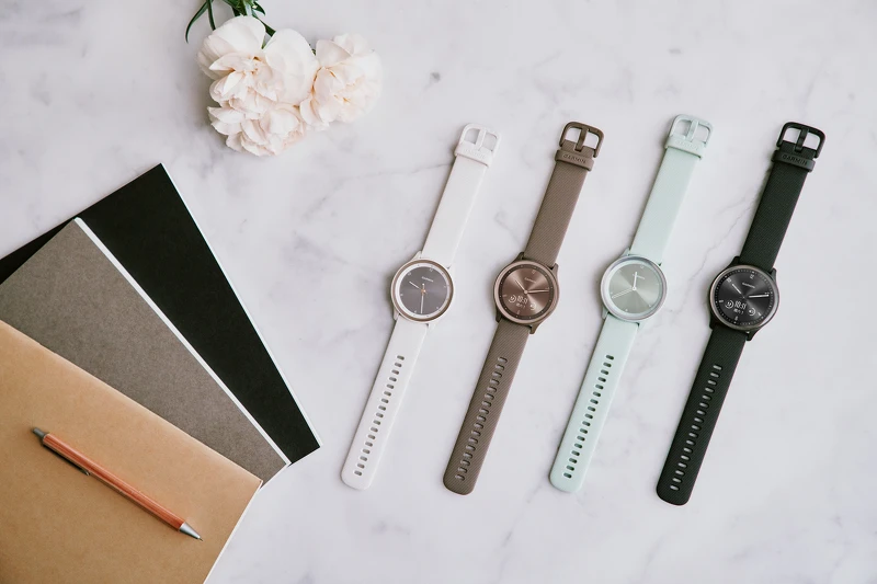 Garmin vívomove Sport指針智慧腕錶,搭上2022春夏流行色 : 羅勒綠(鄉村綠)、白雪公主(靈魂白) 、可可摩卡(古典棕) 及爵士黑等經典4色,各NT5,990。 Garmin vívomove Sport指針智慧腕錶,搭上2022春夏流行色 : 羅勒綠(鄉村綠)、白雪公主(靈魂白) 、可可摩卡(古典棕) 及爵士黑等經典4色,各NT5,990。