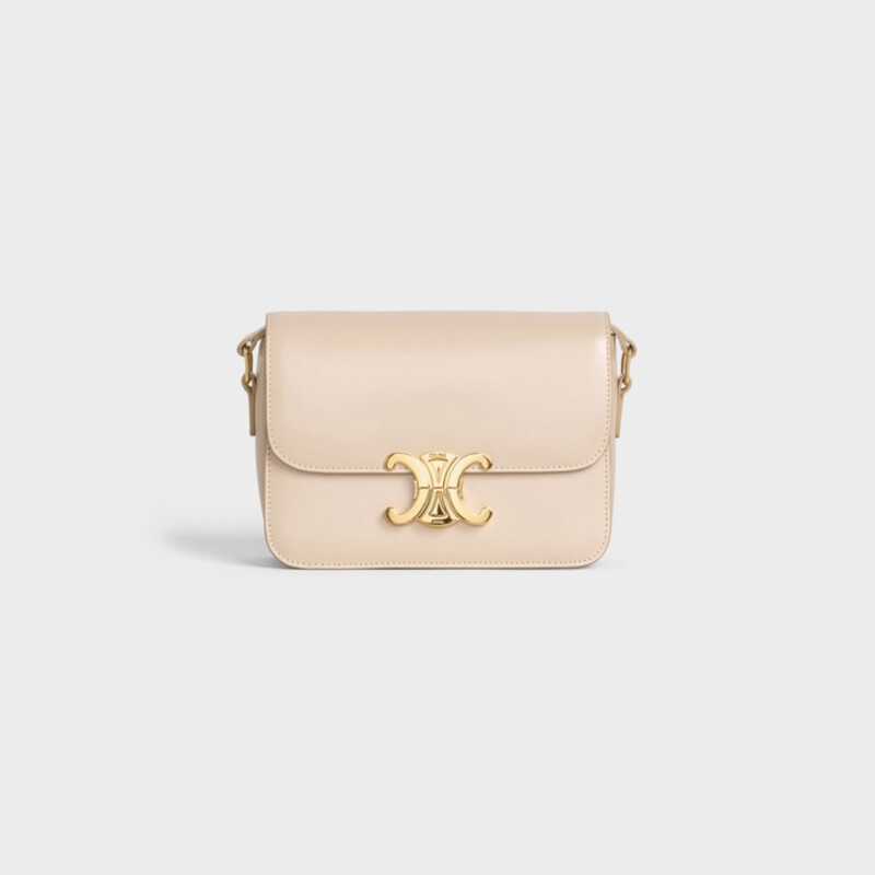 CELINE Triomphe手袋,NT115,000 CELINE Triomphe手袋,NT115,000