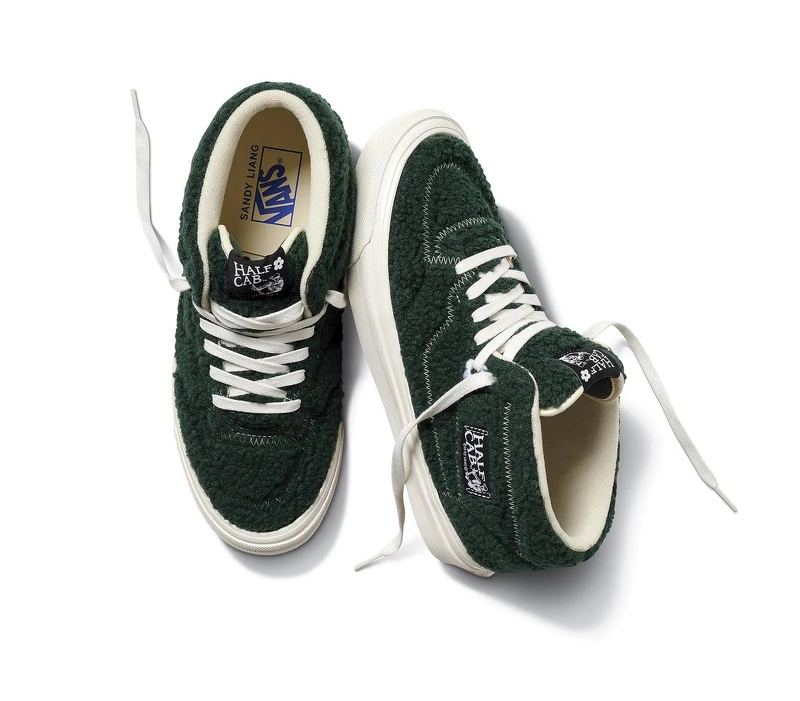 Half Cab 33 DX,NT3,150 Half Cab 33 DX,NT3,150