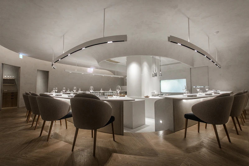 Liberté。 Liberté。