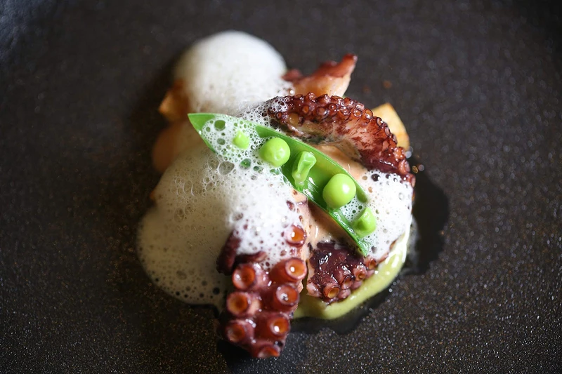 Le Lumiere 淥米薾法式餐廳。 Le Lumiere 淥米薾法式餐廳。