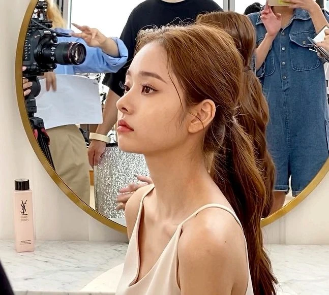 宋智雅因輿論壓力崩潰