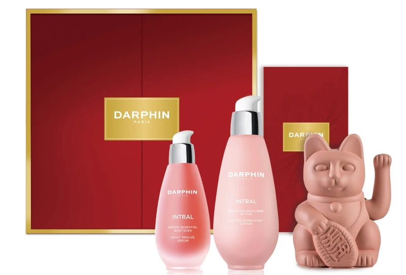 療癒美肌財虎禮盒(全效舒緩精華液75ml、全效舒緩健康乳 100ml、DONKEY粉紅幸運繽紛招財貓、虎年限定禮盒+虎年金燦紅包袋、加贈VIP點數7,000),價值NT8,990、推薦價NT7,000 療癒美肌財虎禮盒(全效舒緩精華液75ml、全效舒緩健康乳 100ml、DONKEY粉紅幸運繽紛招財貓、虎年限定禮盒+虎年金燦紅包袋、加贈VIP點數7,000),價值NT8,990、推薦價NT7,000