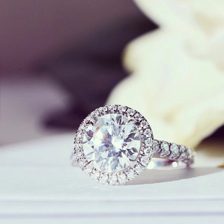 卡地亞經典鑽戒 卡地亞經典鑽戒