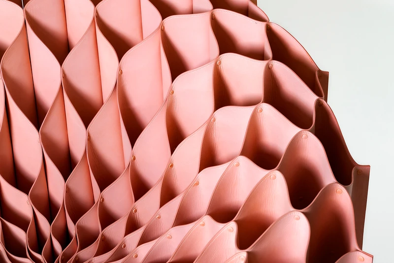 由一個基礎結構,利用電腦3D演算成型。 由一個基礎結構,利用電腦3D演算成型。