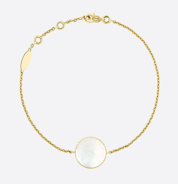 Dior 迪奧 Rose Des Vents 系列手鏈，18K黃金鑲嵌鑽石與珍珠母貝，售價NT$63,000