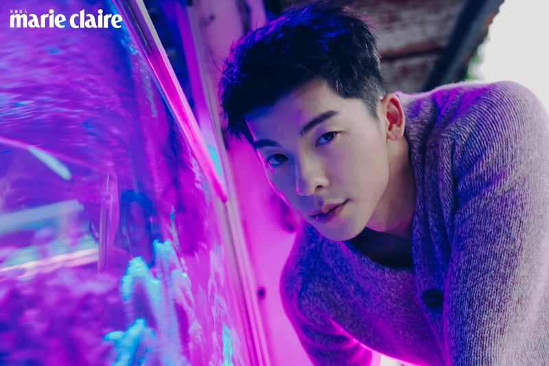 粉灰色喀什米爾材質開襟衫,Hermes。  粉灰色喀什米爾材質開襟衫,Hermes。