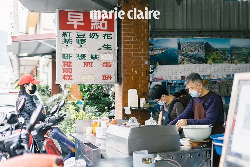 位於中福路上，附近較難停車。