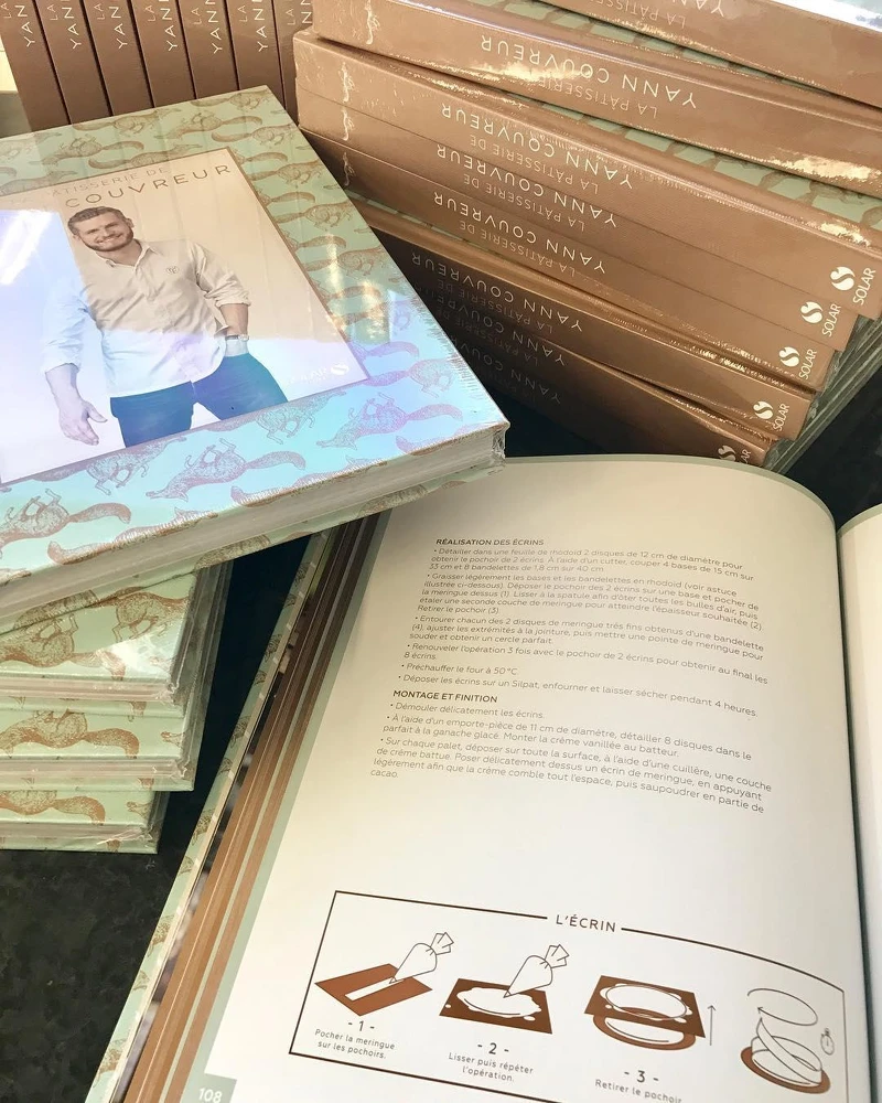 《Yann Couvreur 的法式甜點手札》為他第一本食譜書。 《Yann Couvreur 的法式甜點手札》為他第一本食譜書。