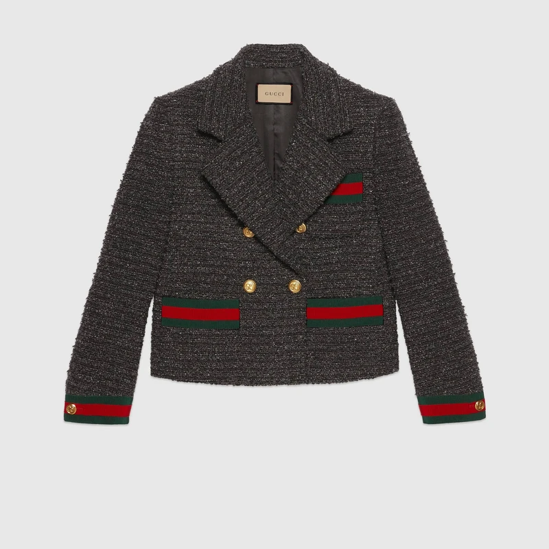 Gucci 雙排扣外套，NT86,000。