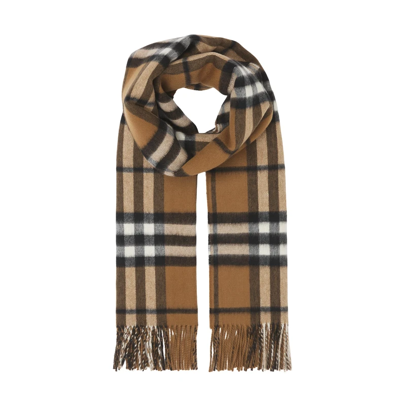 Burberry 經典格紋喀什米爾圍巾，NT17,200。