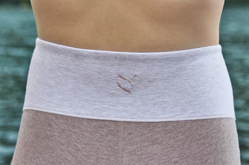 Exhale緊身褲,NT 2,680 Exhale緊身褲,NT 2,680