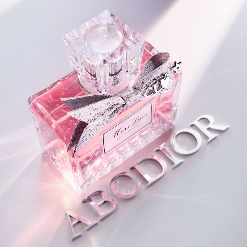 Dior迪奧Miss Dior香氛My ABCDior情境圖。