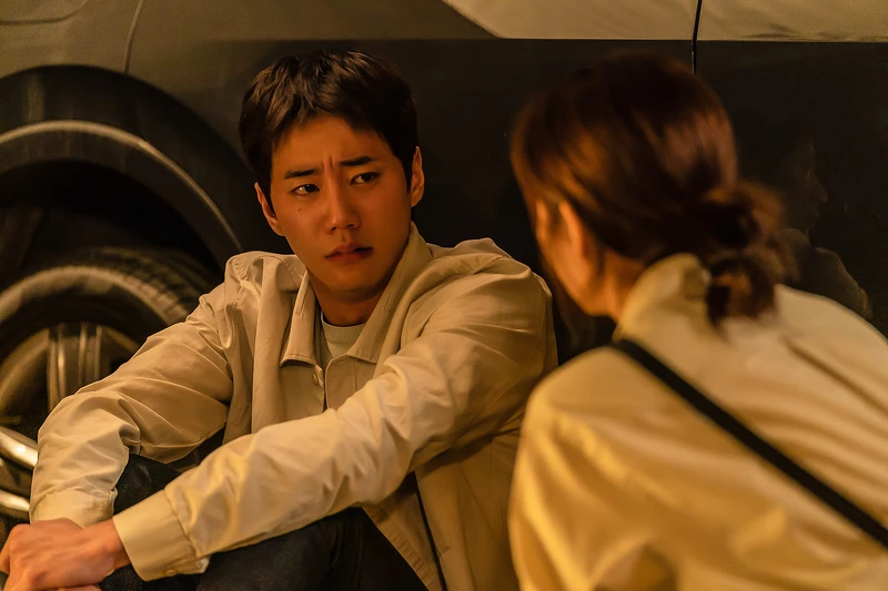 《解禁男女》內容著重D/s主奴關係描繪