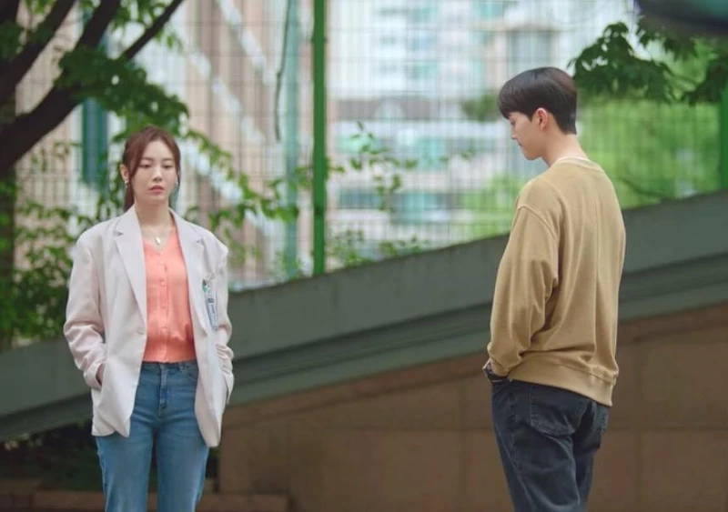 《氣象廳的人們》誰都曾是誰的暴風雨 《氣象廳的人們》誰都曾是誰的暴風雨