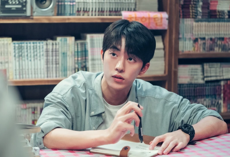 《二十五,二十一》南柱赫演技進步 《二十五,二十一》南柱赫演技進步