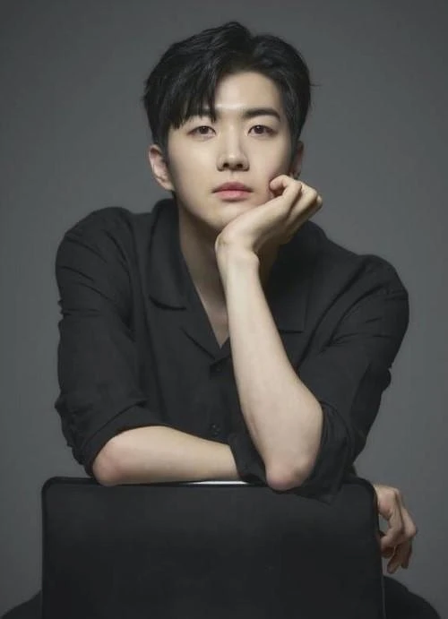 姜勳有望演出韓版《想見你》男二莫俊傑一角 Photo/姜勳IG@khoonyy