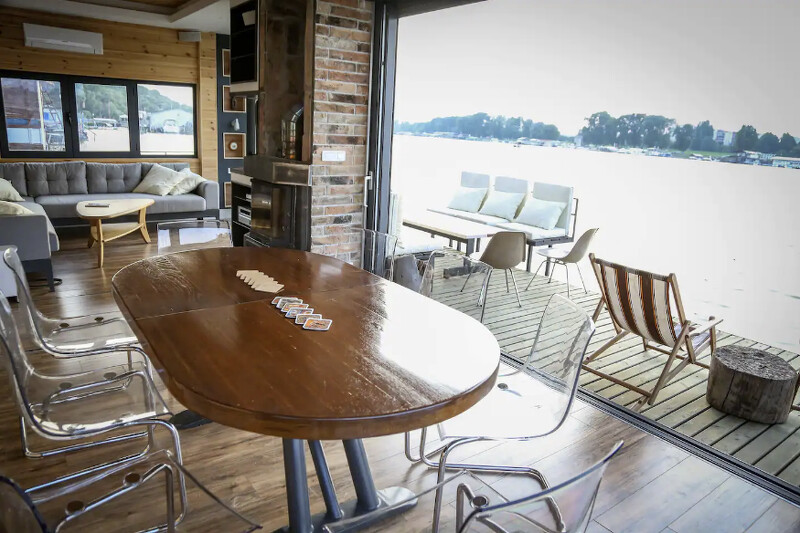 起居室空間。 起居室空間。