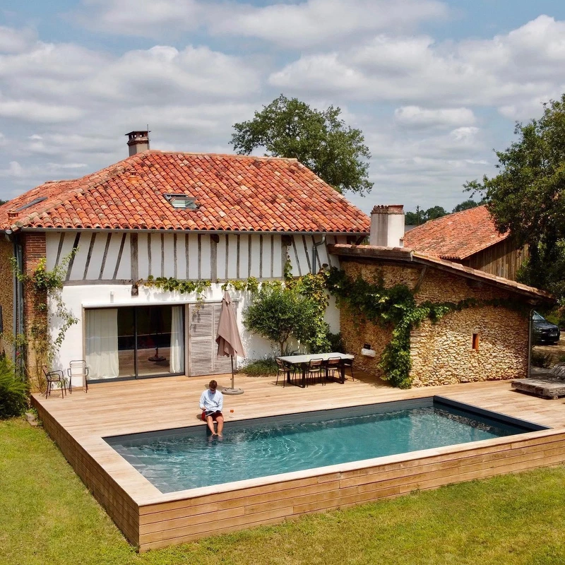 典型的法國傳統木造農舍。 典型的法國傳統木造農舍。