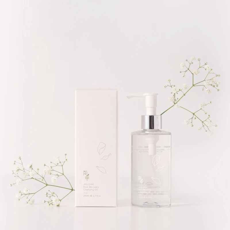 JAN DAN簡單玫瑰賦活卸妝油200ml，NT1,480
