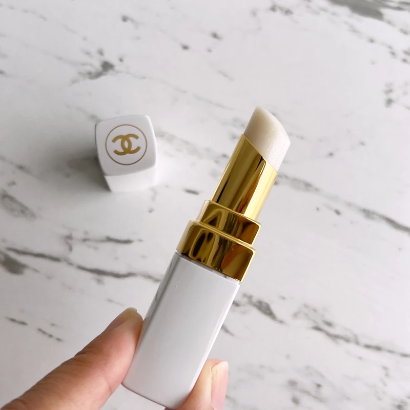 CHANEL香奈兒COCO持色潤唇膏#912雪酪實拍。