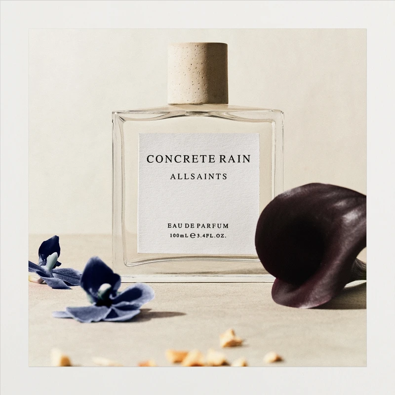 AllSaints Concrete Rain露雨之鏡中性淡香精香氛材料。