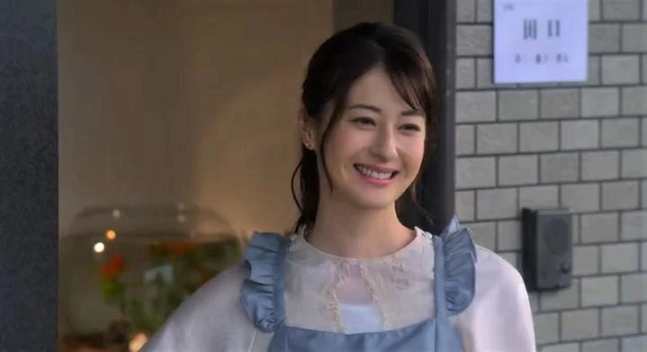《金魚妻》頭痛妻 松本若菜飾演