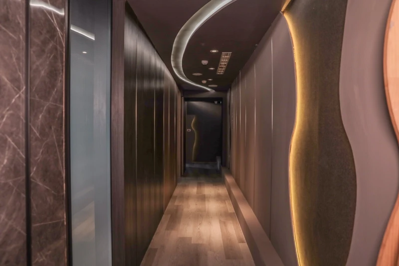 悠美Revive Spa概念店走廊。