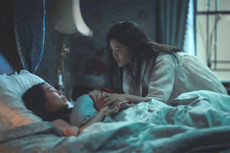 《下女的誘惑》金泰梨與金敏喜上演女女戀 《下女的誘惑》金泰梨與金敏喜上演女女戀