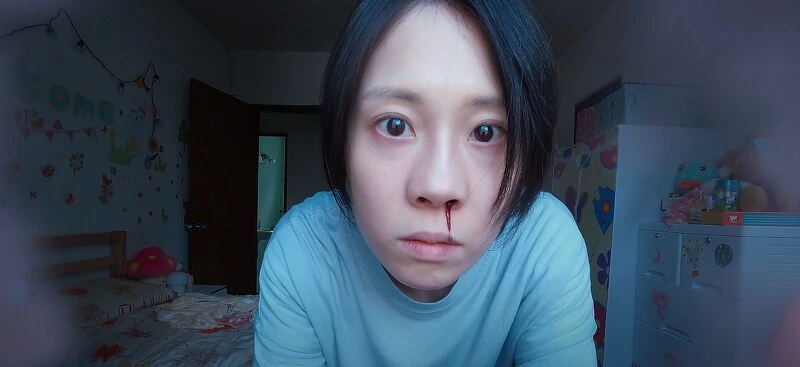 《咒》故事始於女主角若男多年前誤觸禁忌