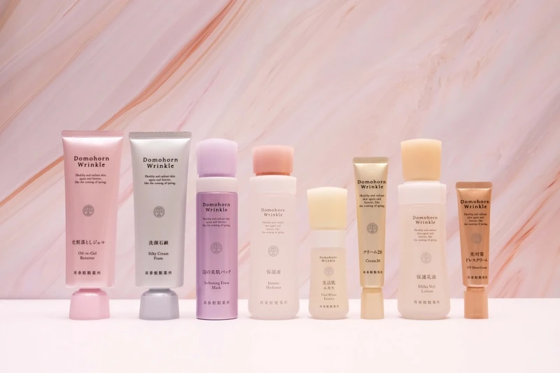 日本熊本保養品牌「朵茉麗蔻」宣布全系列8支商品因應匯率調降商品售價，抗通膨再推出期間限定感恩價。