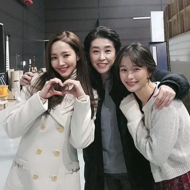 金美京與朴敏英感情深厚