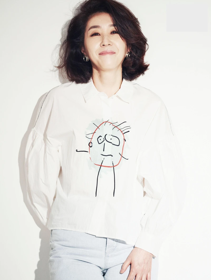 金美京不扮媽媽超時髦