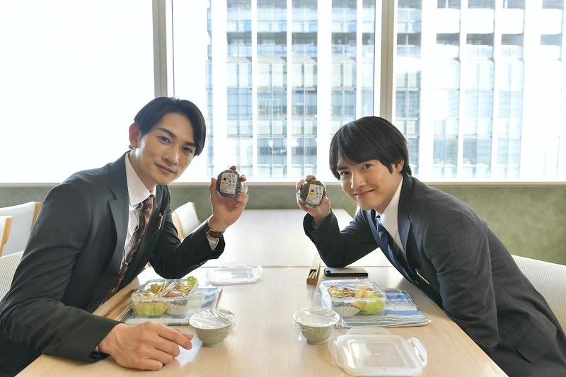 ▲▼町田啓太和赤楚衛二默契十足，拍攝四人戲時運氣也絕佳。（圖 / 車庫娛樂提供）