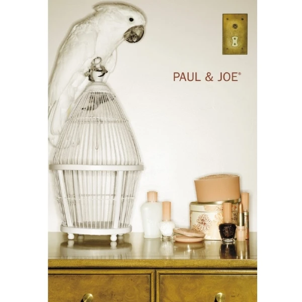 PAUL & JOE BEAUTE法式美妝成立於2002年。 PAUL & JOE BEAUTE法式美妝成立於2002年。