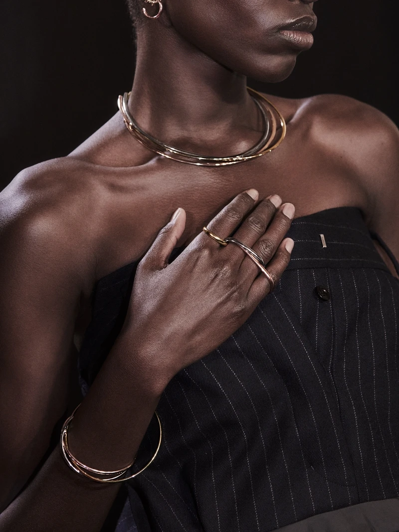 卡地亞X Sacai – Cartier Trinity阿部千登勢聯名限量作品細節 卡地亞X Sacai – Cartier Trinity阿部千登勢聯名限量作品細節