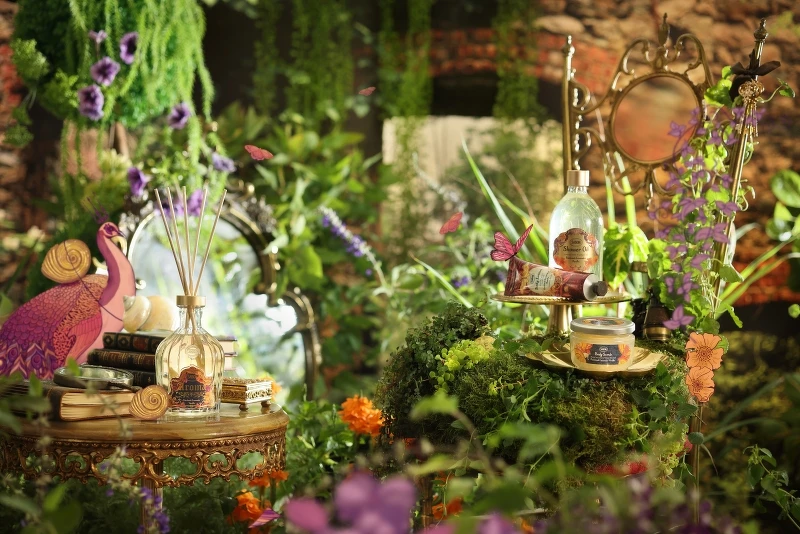 SABON 25週年經典限量系列情境圖。 SABON 25週年經典限量系列情境圖。