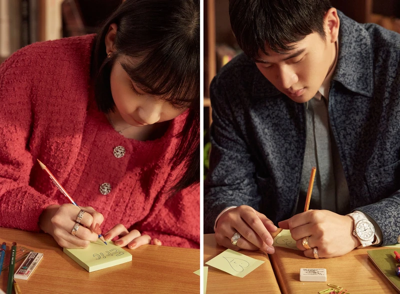 李沐/COCO CRUSH高級珠寶系列耳環、項鍊、小型款戒指、窄版戒指、粉色彩斜紋軟呢披肩、同款長版背心,All by CHANEL。周興哲/COCO CRUSH高級珠寶系列大型款戒指、小型款戒指、J12腕錶、藍色丹寧印花外套,All by CHANEL。 李沐/COCO CRUSH高級珠寶系列耳環、項鍊、小型款戒指、窄版戒指、粉色彩斜紋軟呢披肩、同款長版背心,All by CHANEL。周興哲/COCO CRUSH高級珠寶系列大型款戒指、小型款戒指、J12腕錶、藍色丹寧印花外套,All by CHANEL。